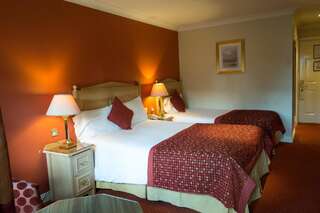 Отель The Newgrange Hotel Ан-Уавь Двухместный номер с 2 отдельными кроватями-1